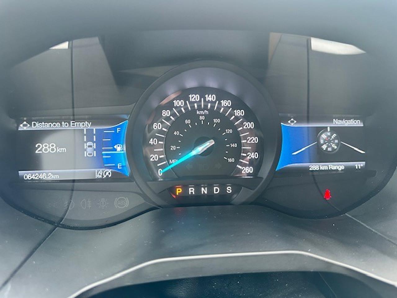 2021 Ford Edge SEL Photo1