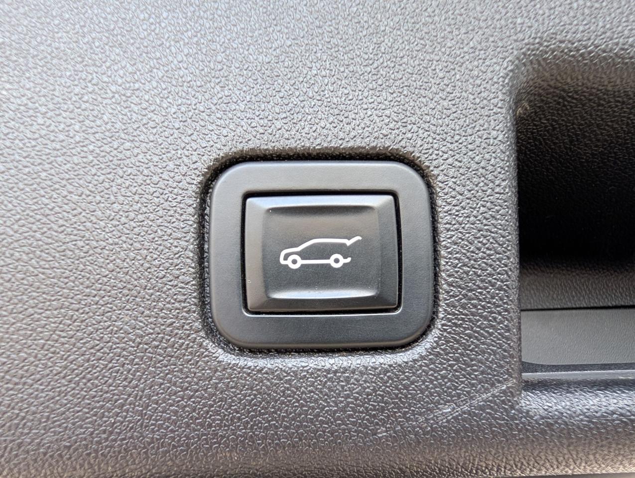 2018 Chevrolet Equinox Premier Photo5