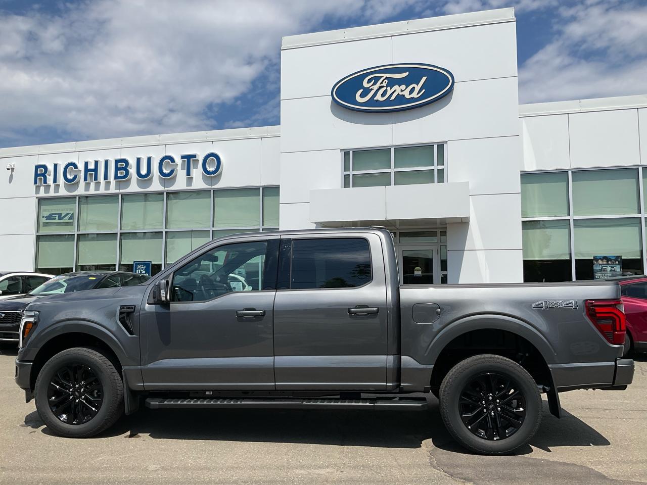 2025 Ford F-150 Lariat Photo