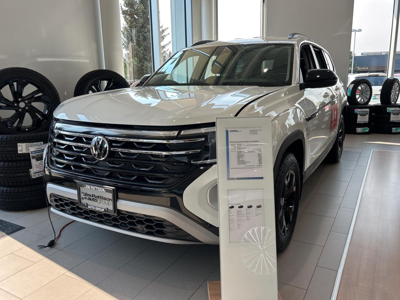 New 2025 Volkswagen Atlas Peak Edition 2.0 TSI 4MOTION for sale in Surrey, BC