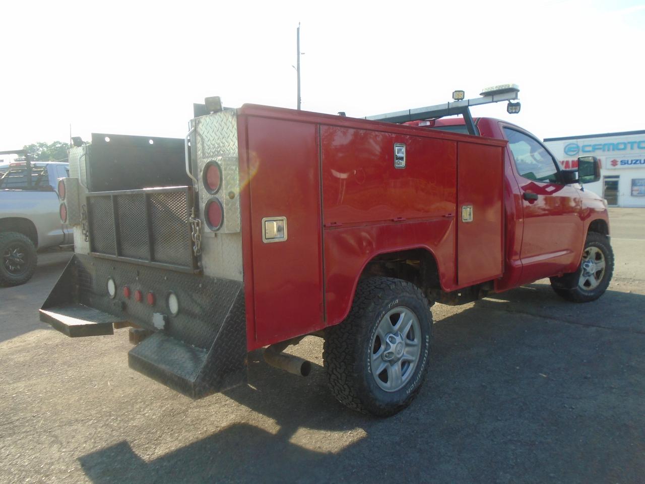 2014 Toyota Tundra service truck - Photo #9