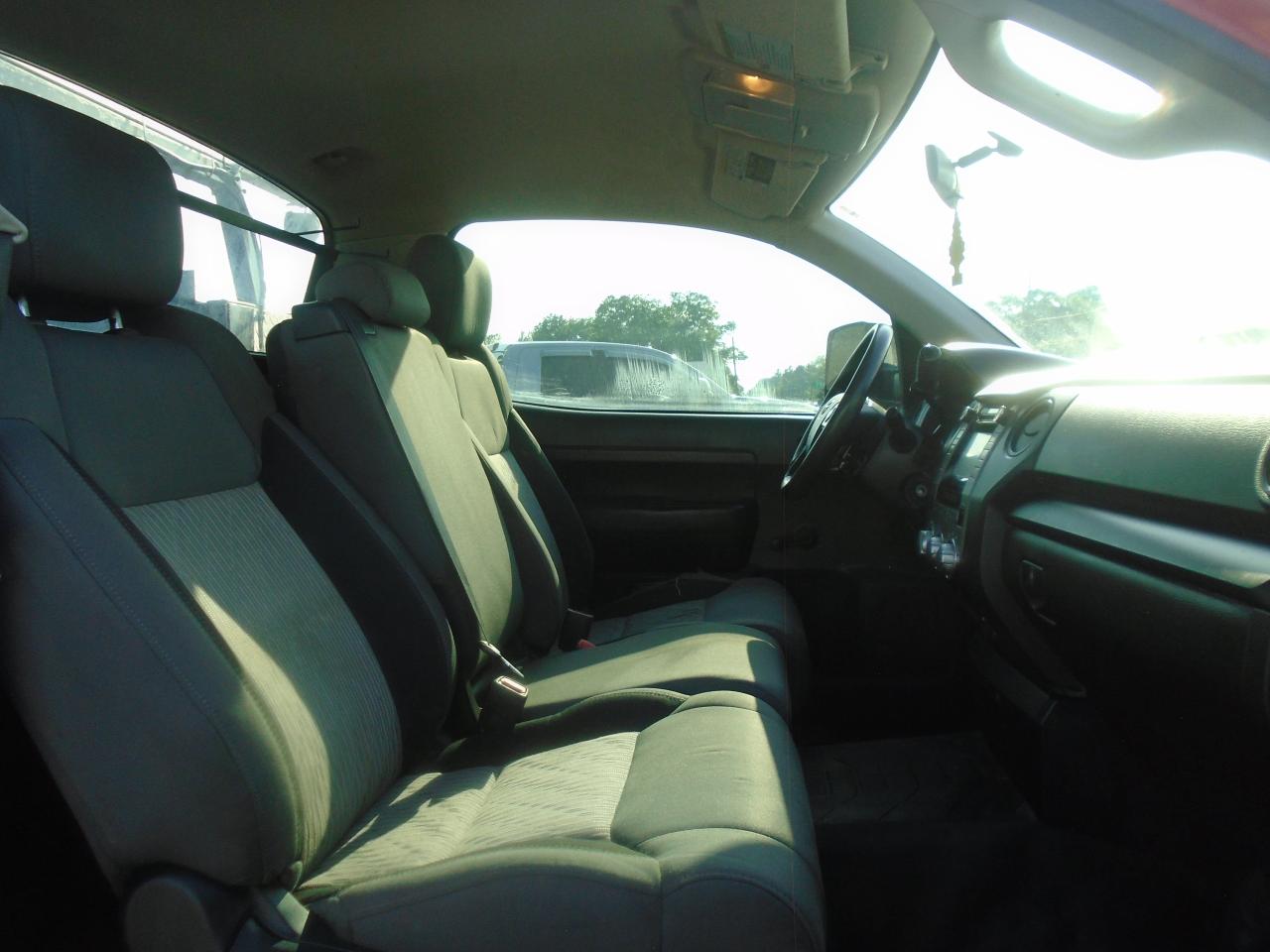 2014 Toyota Tundra service truck - Photo #23