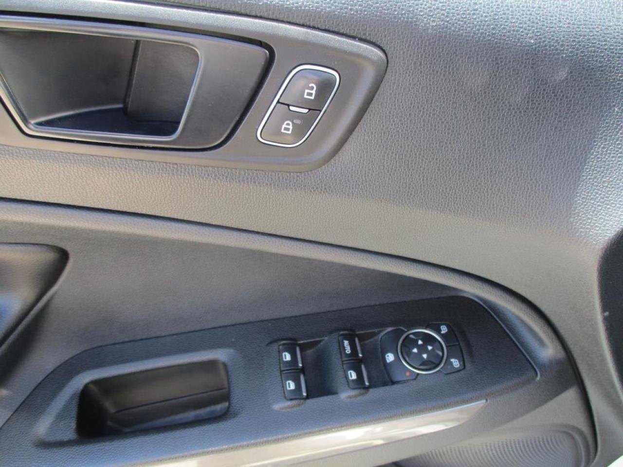 2021 Ford EcoSport SES AWD - Photo #9