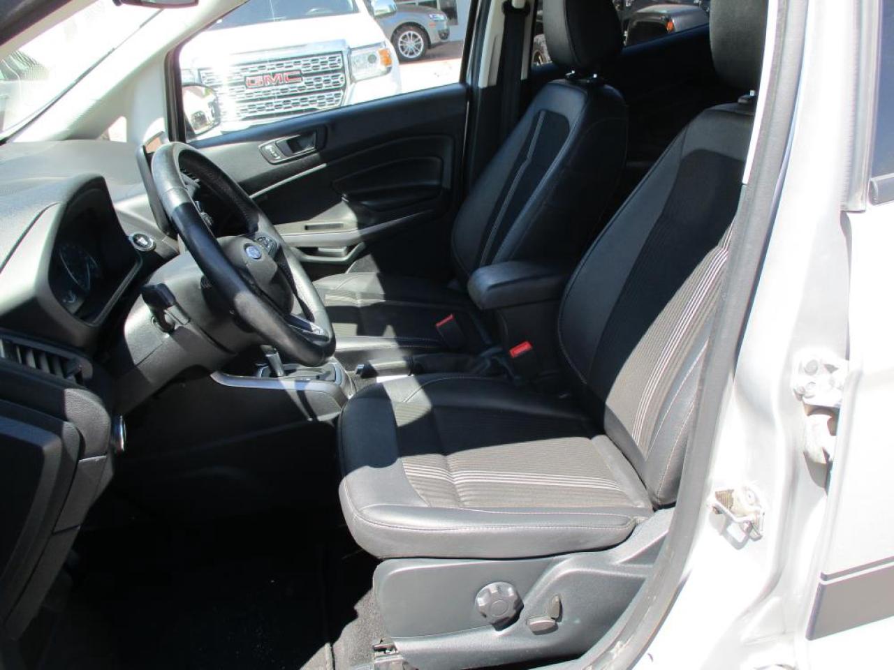 2021 Ford EcoSport SES AWD - Photo #11