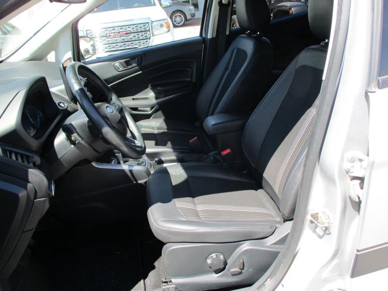 2021 Ford EcoSport SES AWD Photo