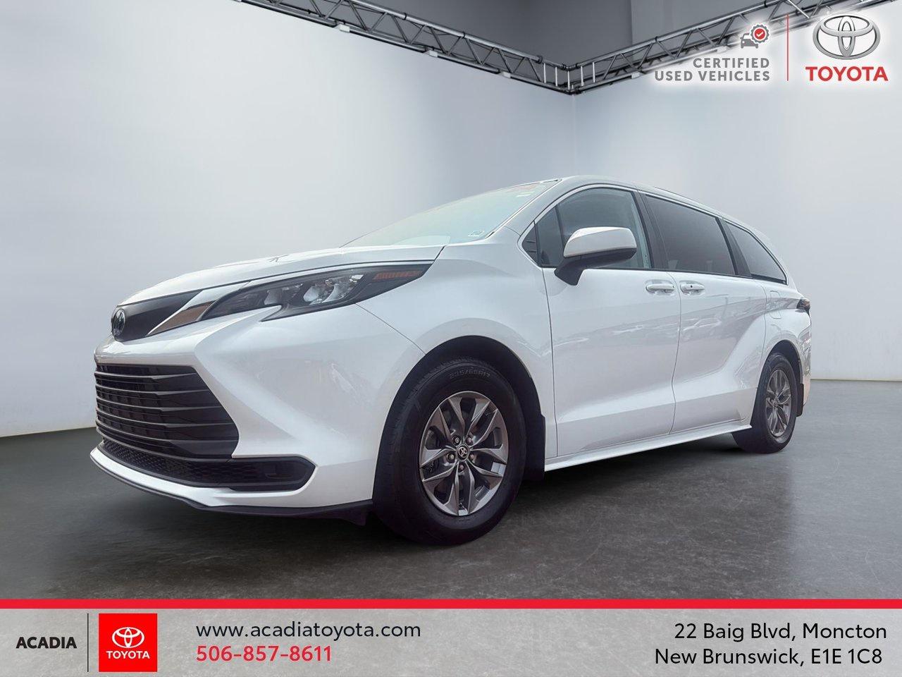 Used 2024 Toyota Sienna LE for sale in Moncton, NB