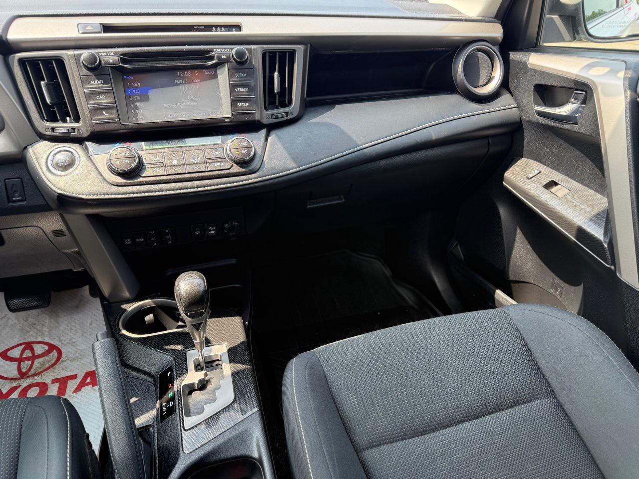 2018 Toyota RAV4 XLE Photo