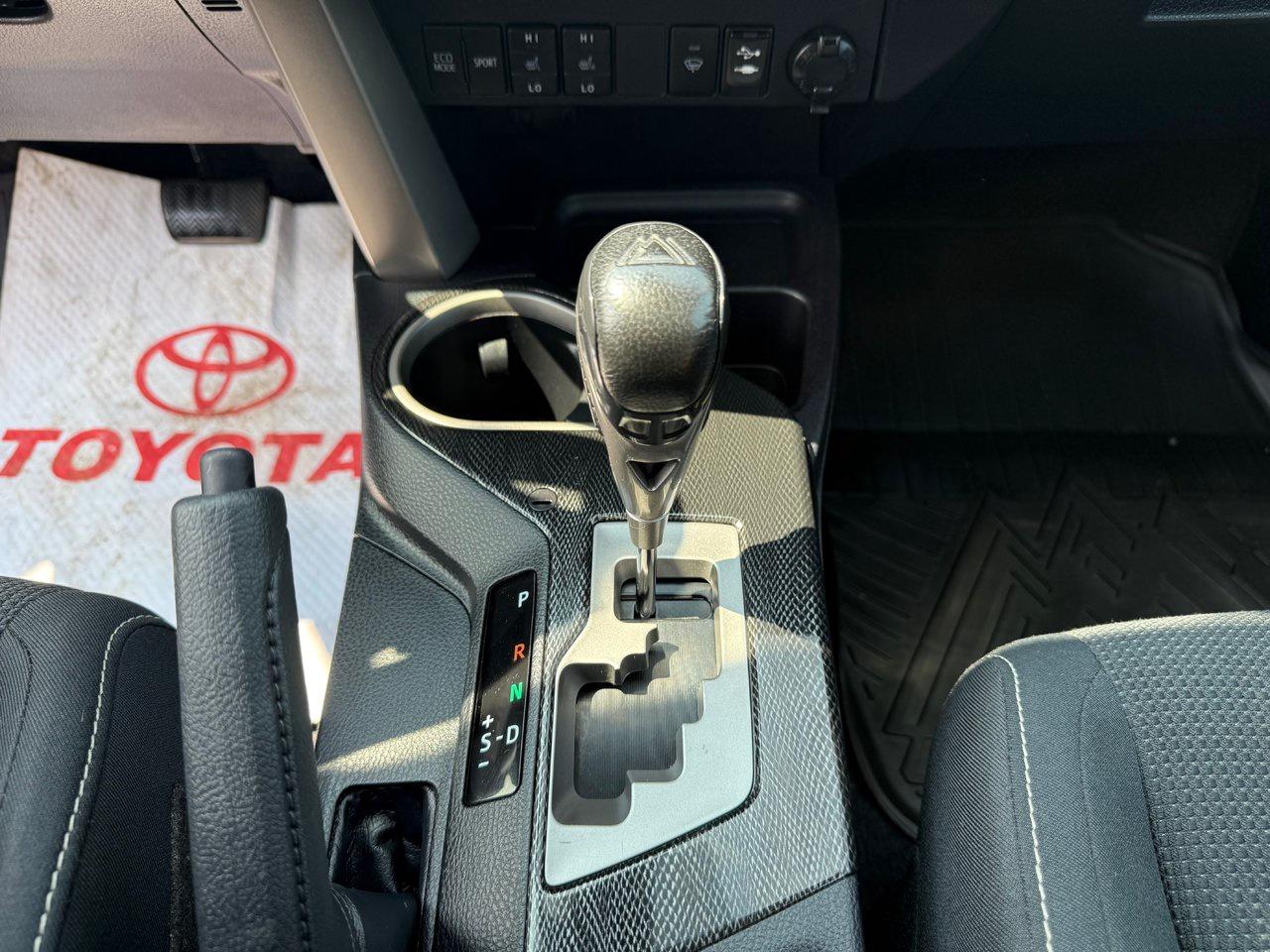 2018 Toyota RAV4 XLE Photo