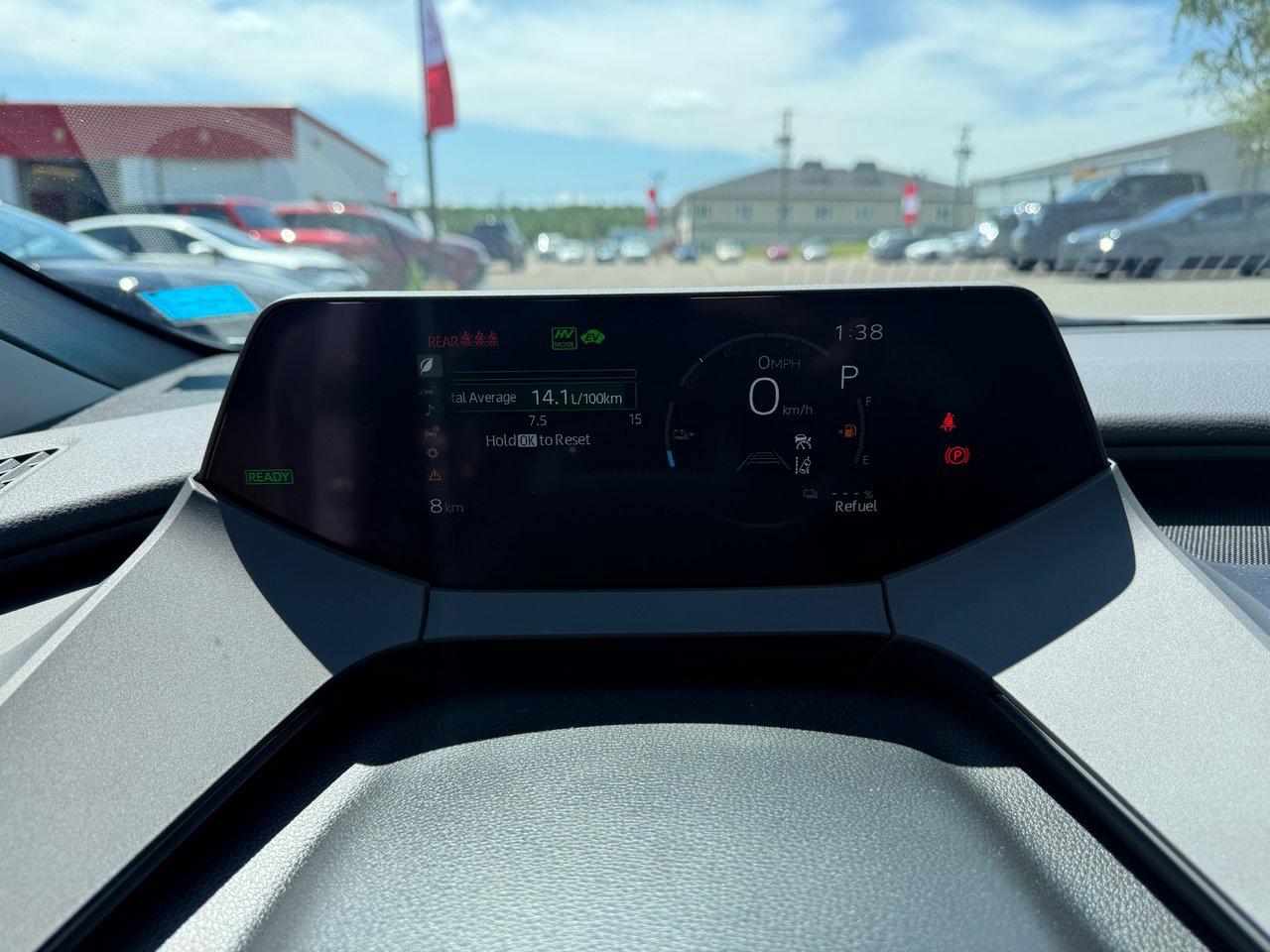2025 Toyota Prius Plug-In Hybrid SE Photo