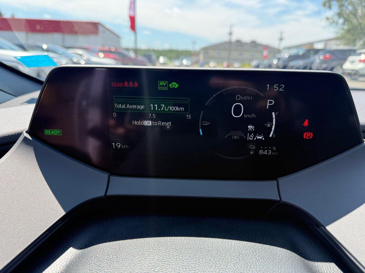 2025 Toyota Prius Plug-In Hybrid SE Photo