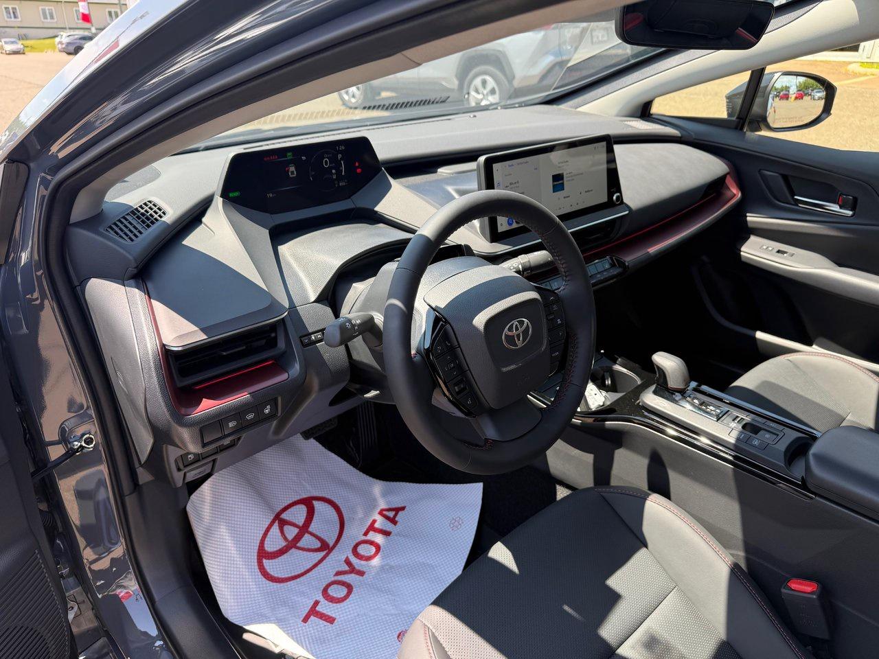 2025 Toyota Prius Plug-In Hybrid XSE Photo