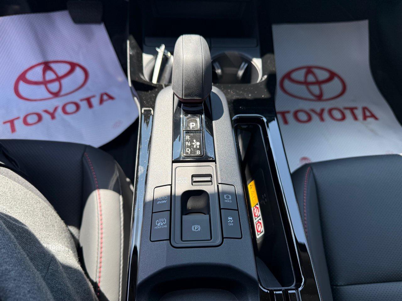 2025 Toyota Prius Plug-In Hybrid XSE Photo