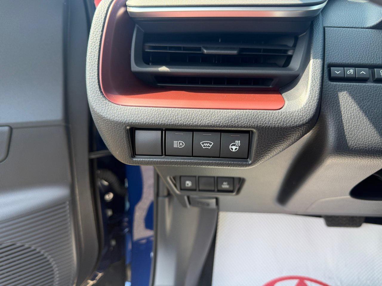 2025 Toyota Prius Plug-In Hybrid XSE Photo