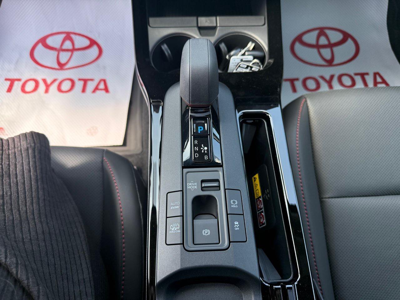 2025 Toyota Prius Plug-In Hybrid XSE Photo