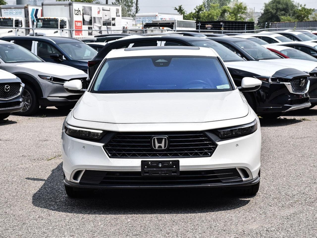 2023 Honda Accord Hybrid Touring CVT Hybrid Sedan Photo3