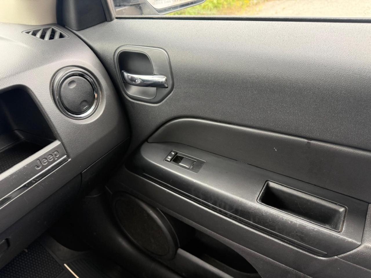2010 Jeep Patriot NORTH|4X4| - Photo #24
