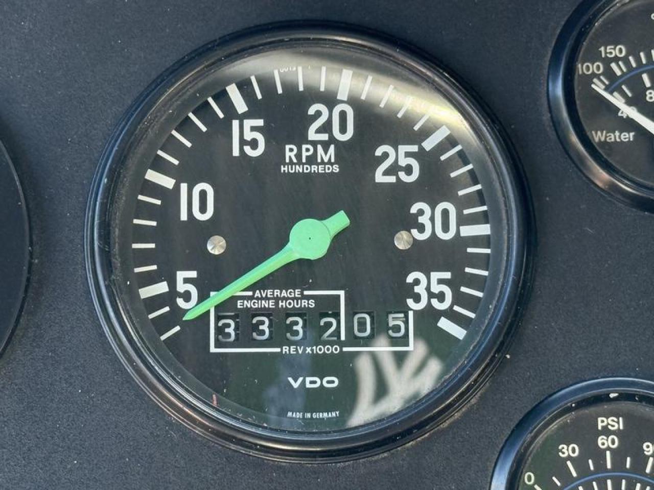 12737352