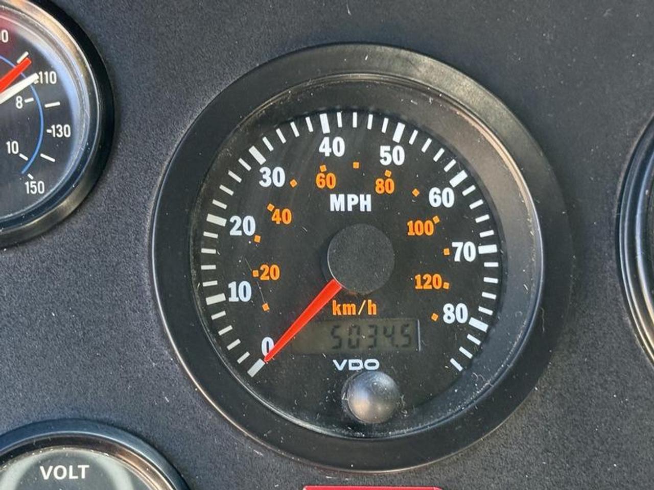 12737352