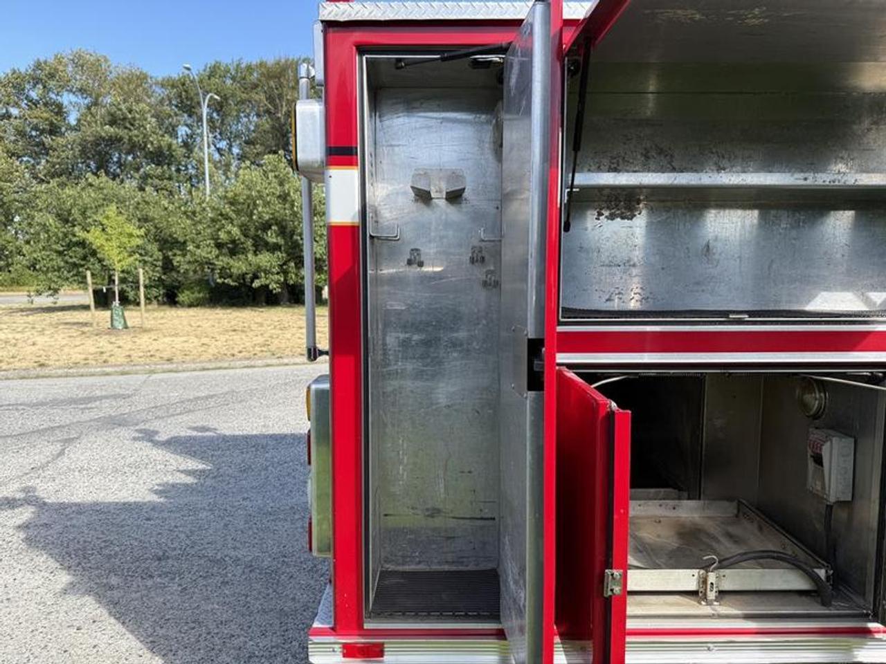 12737352