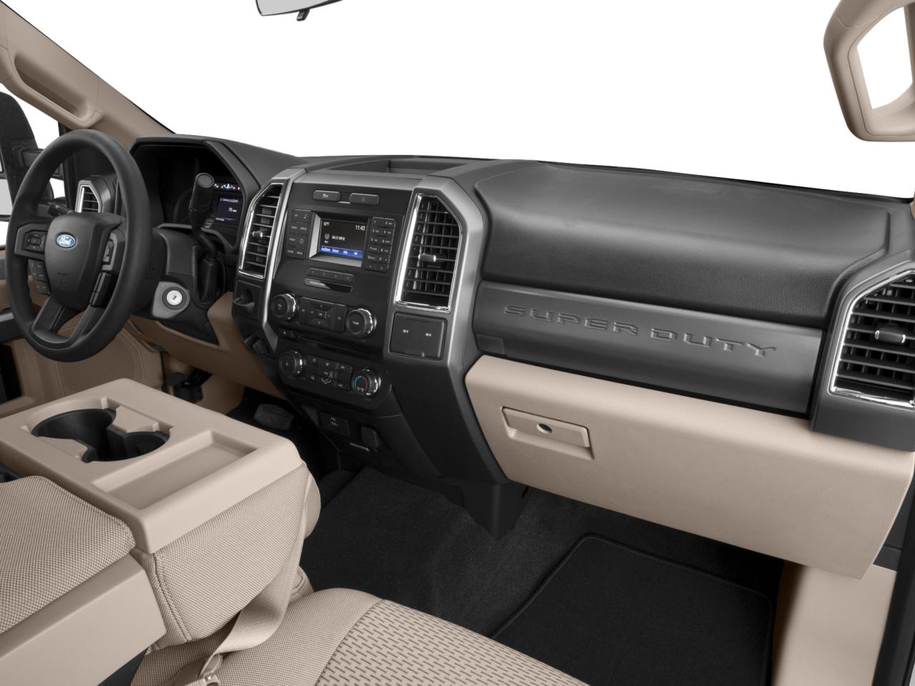 2017 Ford F-250 Super Duty SRW XLT Photo5