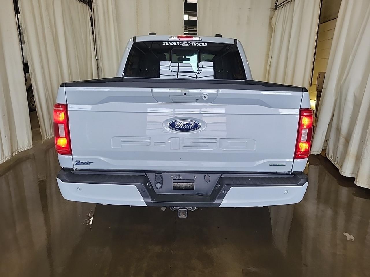 2021 Ford F-150 XLT Photo4