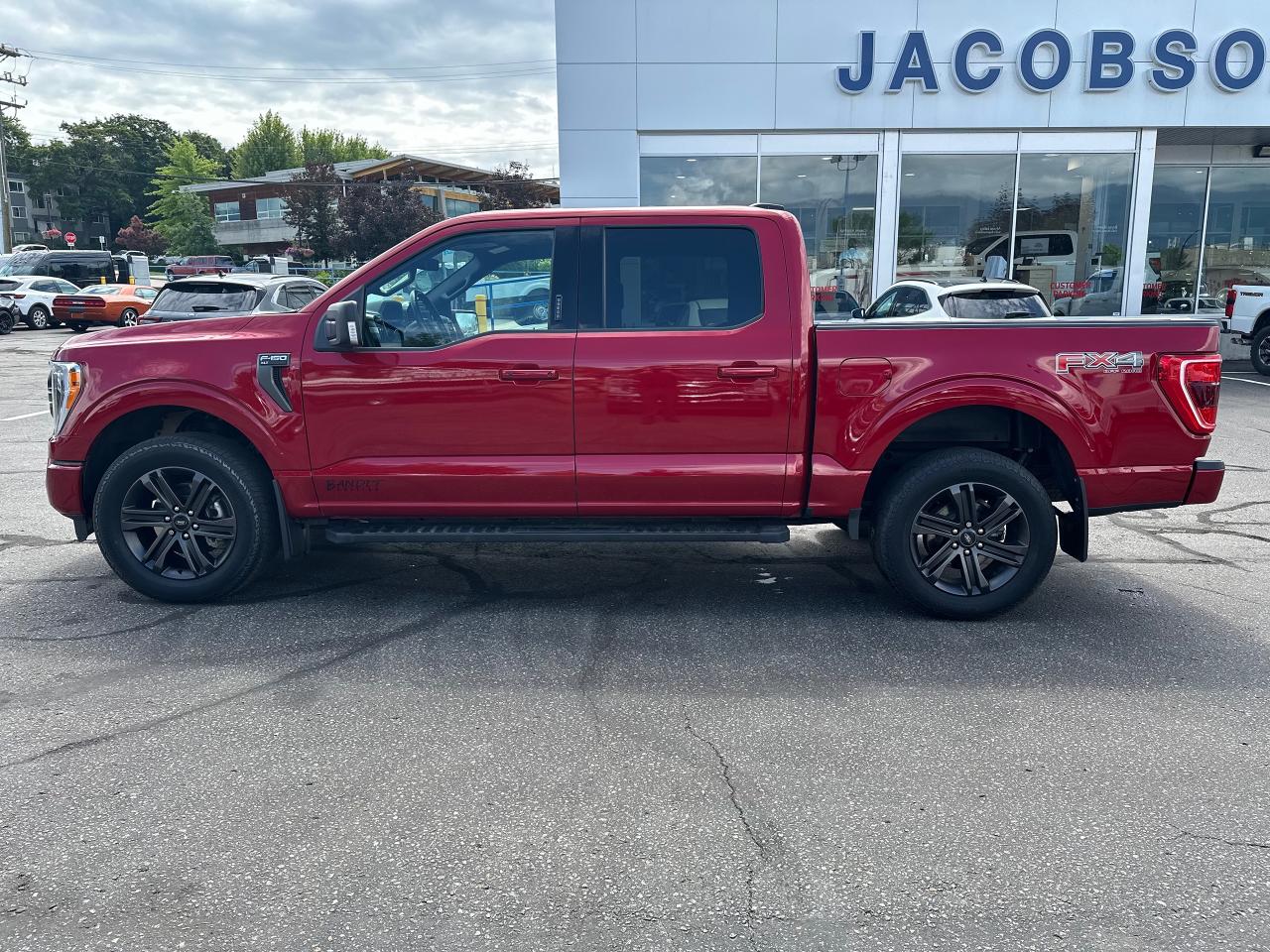 2022 Ford F-150 XLT Photo5