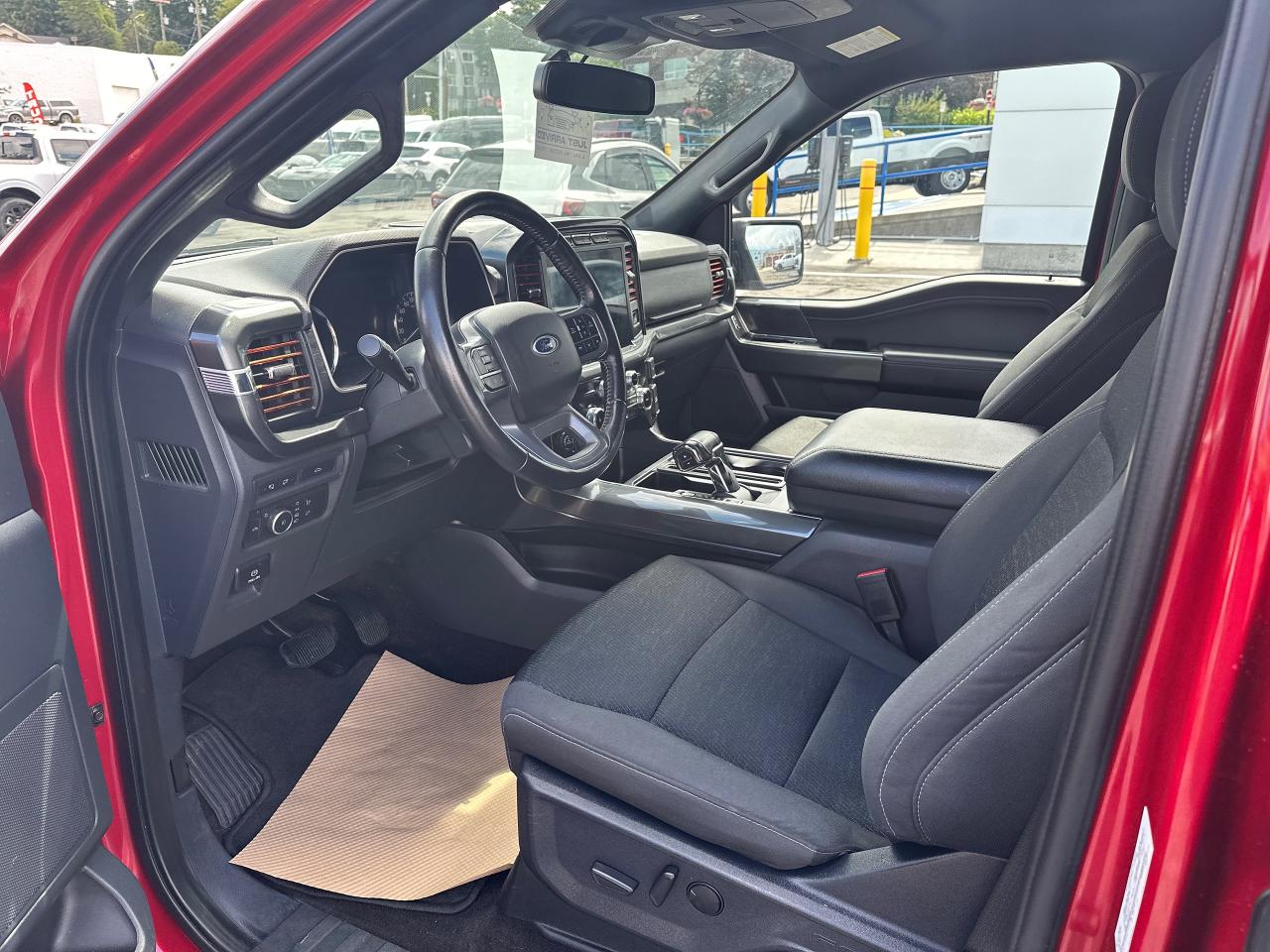 2022 Ford F-150 XLT Photo5