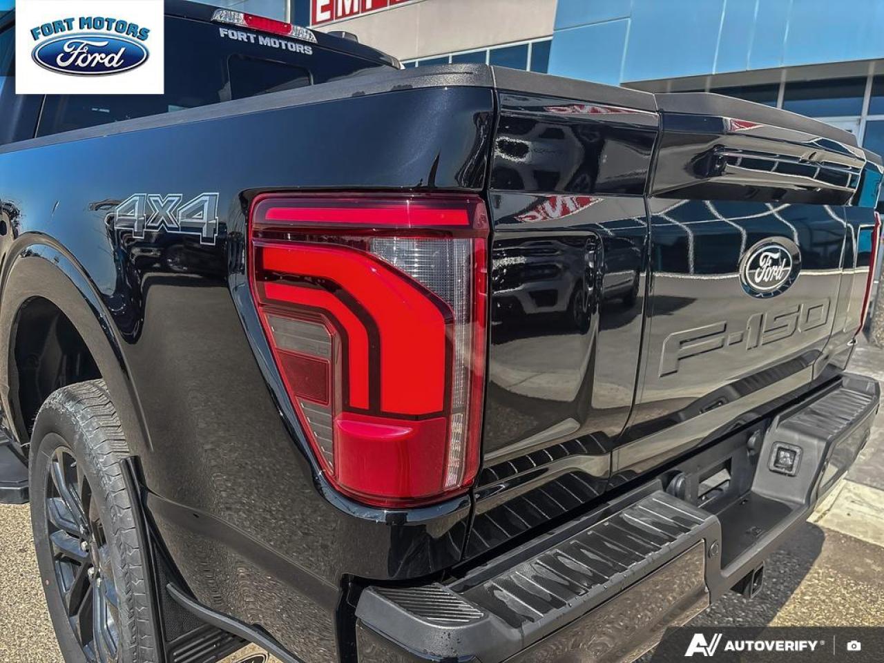 2025 Ford F-150 LARIAT® Photo5