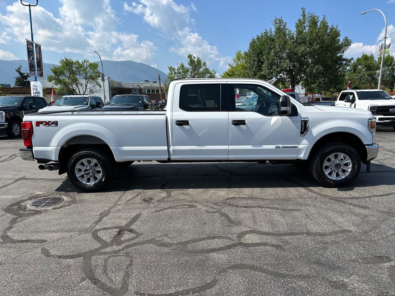 2021 Ford F-350 Super Duty SRW XLT Photo3