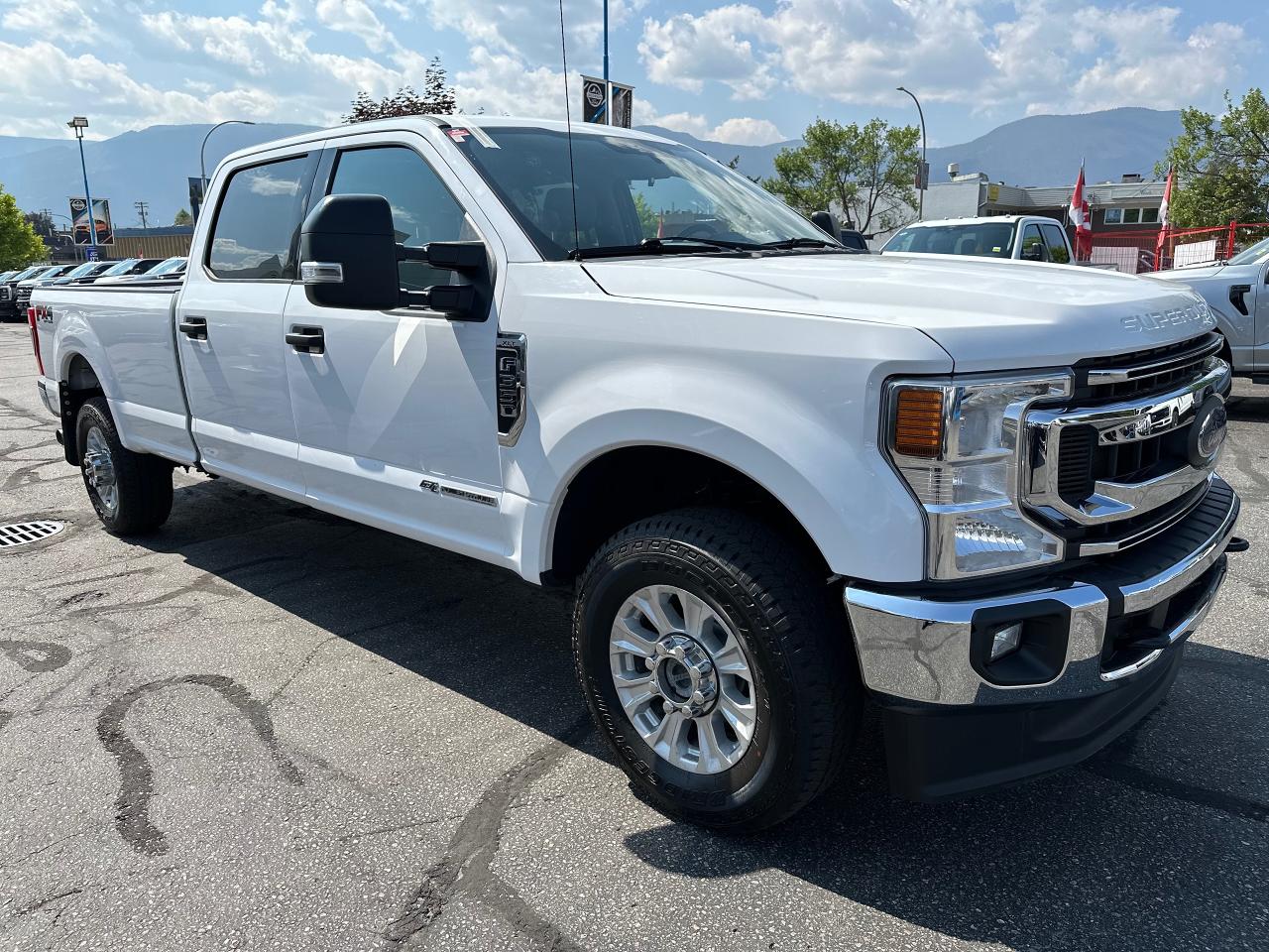 2021 Ford F-350 Super Duty SRW XLT Photo