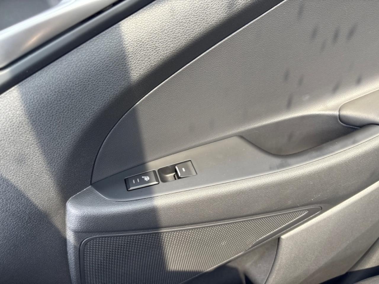 12737553