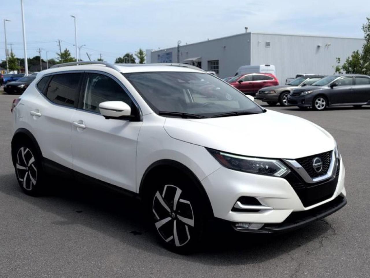 Used 2020 Nissan Qashqai SL AWD | Leather | Sunroof | Nav | 360 Camera | Adaptive Cruise | Heated Wheel + Seats | and More ! for sale in Guelph, ON