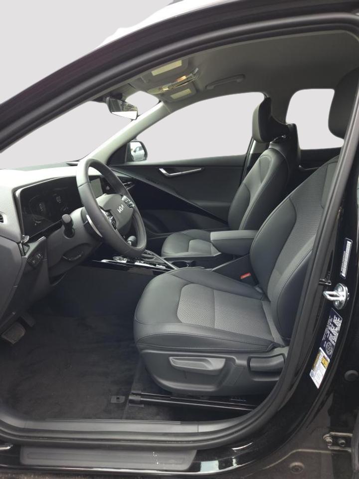 2025 Kia NIRO HEV EX FWD Photo