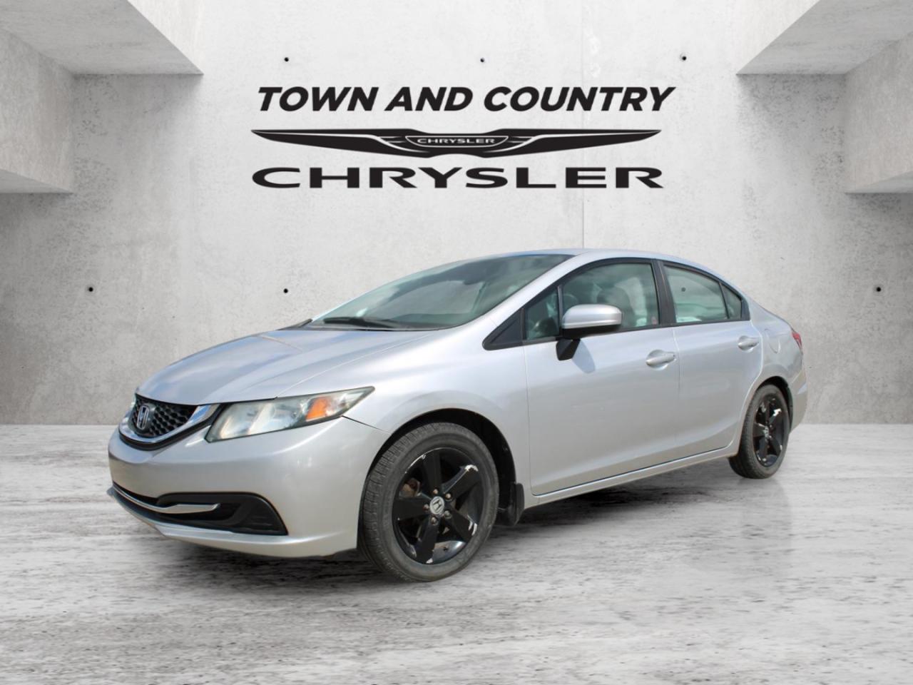 Used 2014 Honda Civic Sedan 4dr CVT LX for sale in Smiths Falls, ON