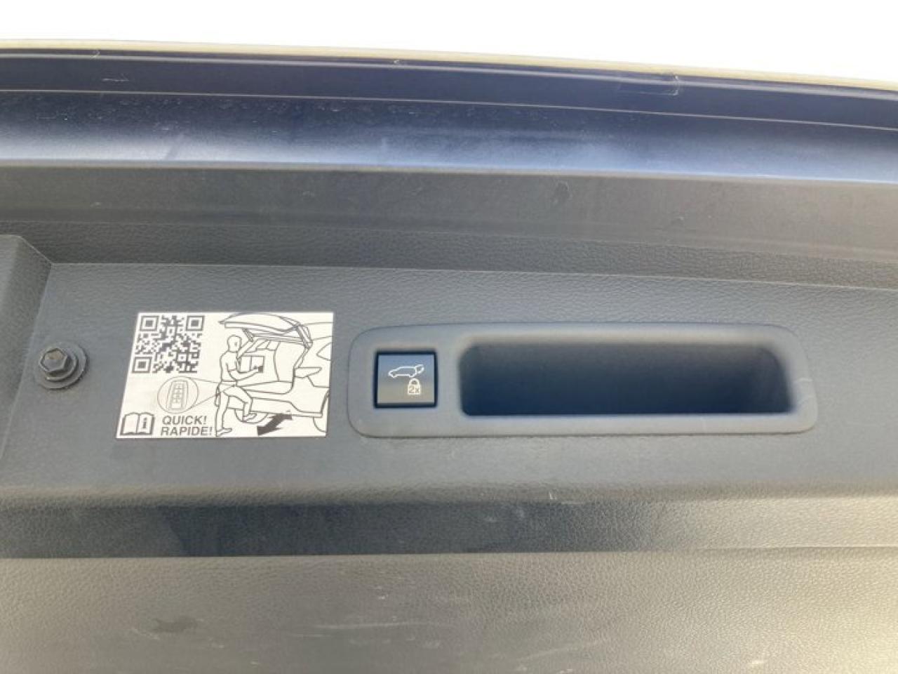 12738525
