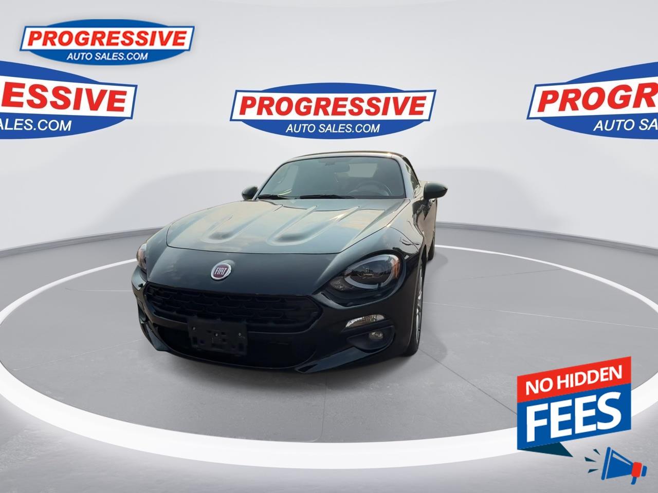 2017 Fiat 124 Spider Lusso - Heated Seats - Low Mileage Photo3