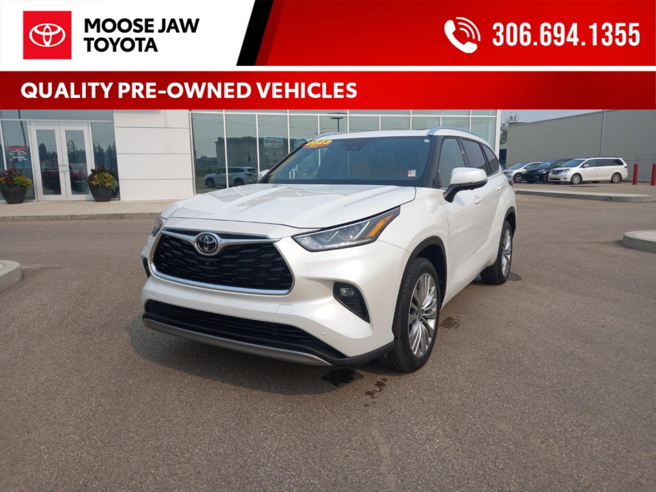 Used 2023 Toyota Highlander Limited Elevate every drive with premium comfort, advanced safety, and refined style. The 2023 Highlander Platinum combines a powerful, efficient drive with luxurious touches for families who want it all. for sale in Moose Jaw, SK