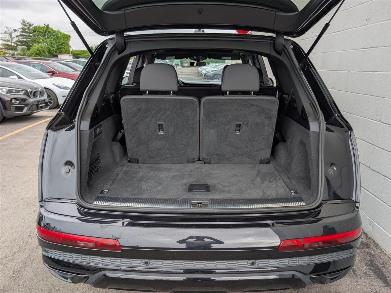 2021 Audi Q7 TECHNIK S-LINE - NAVI - PANO ROOF - 7 PASS