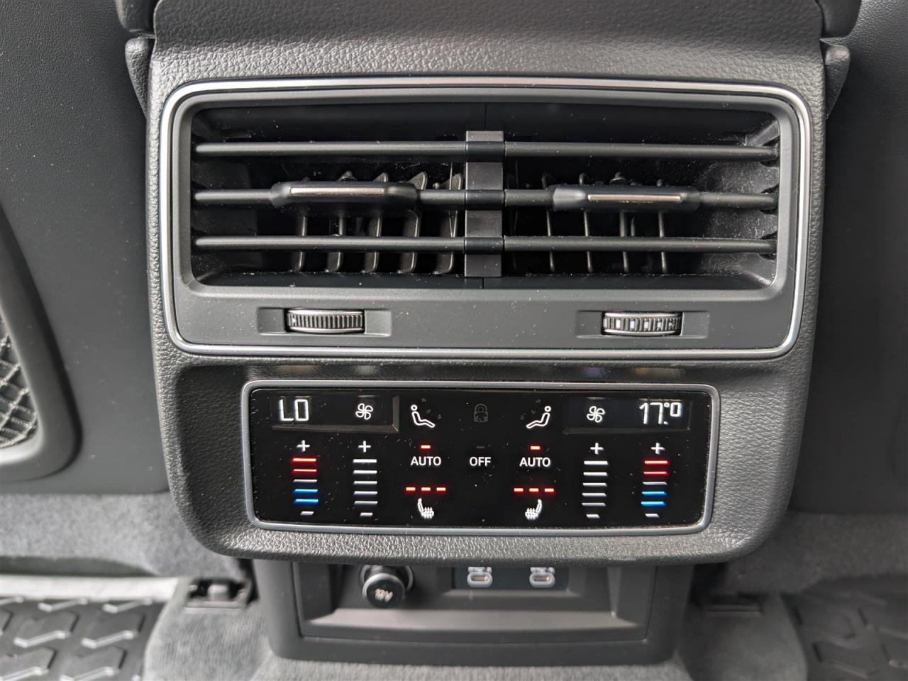2021 Audi Q7 TECHNIK S-LINE - NAVI - PANO ROOF - 7 PASS