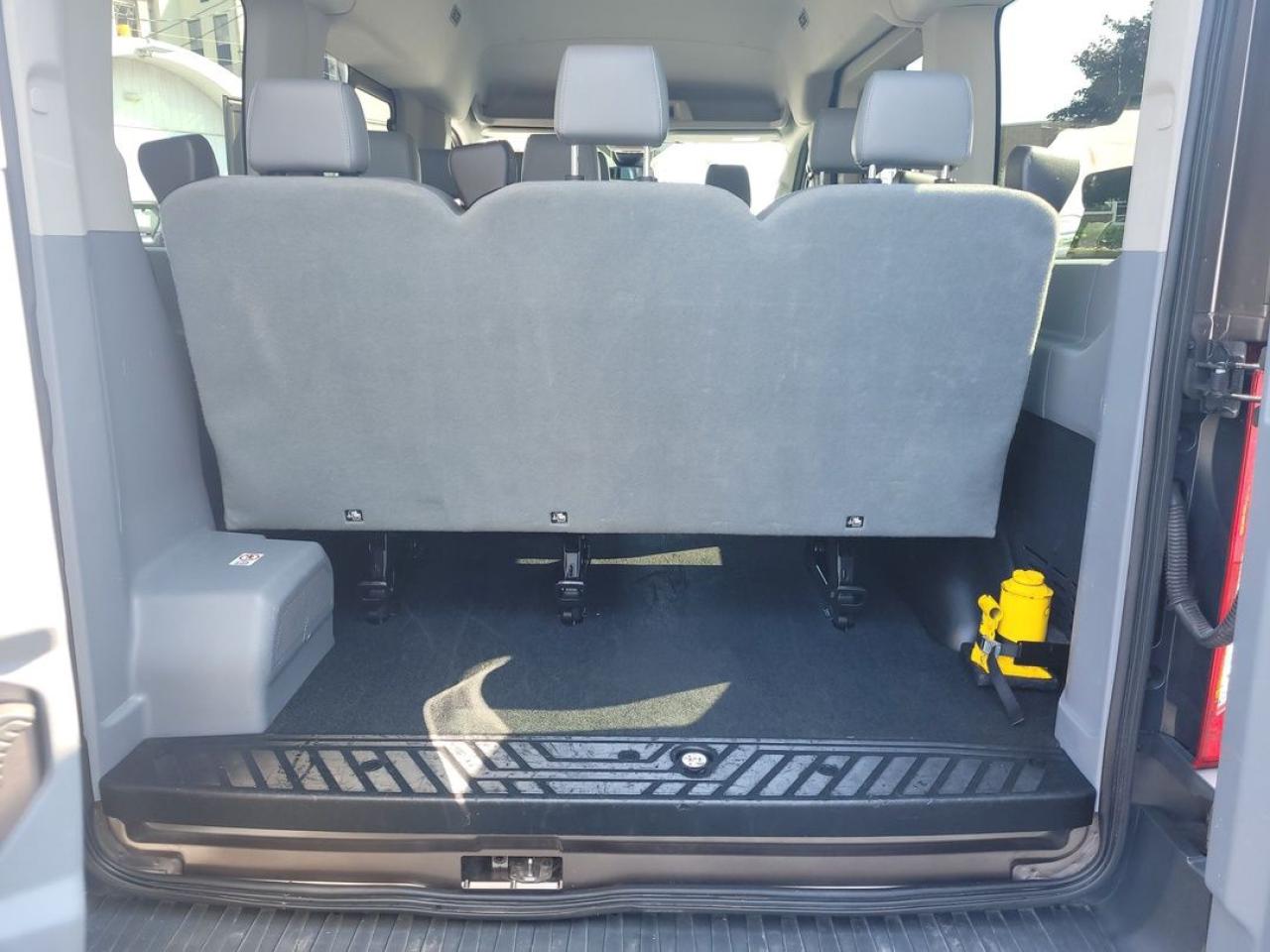 2018 Ford Transit T-150 XL Photo18