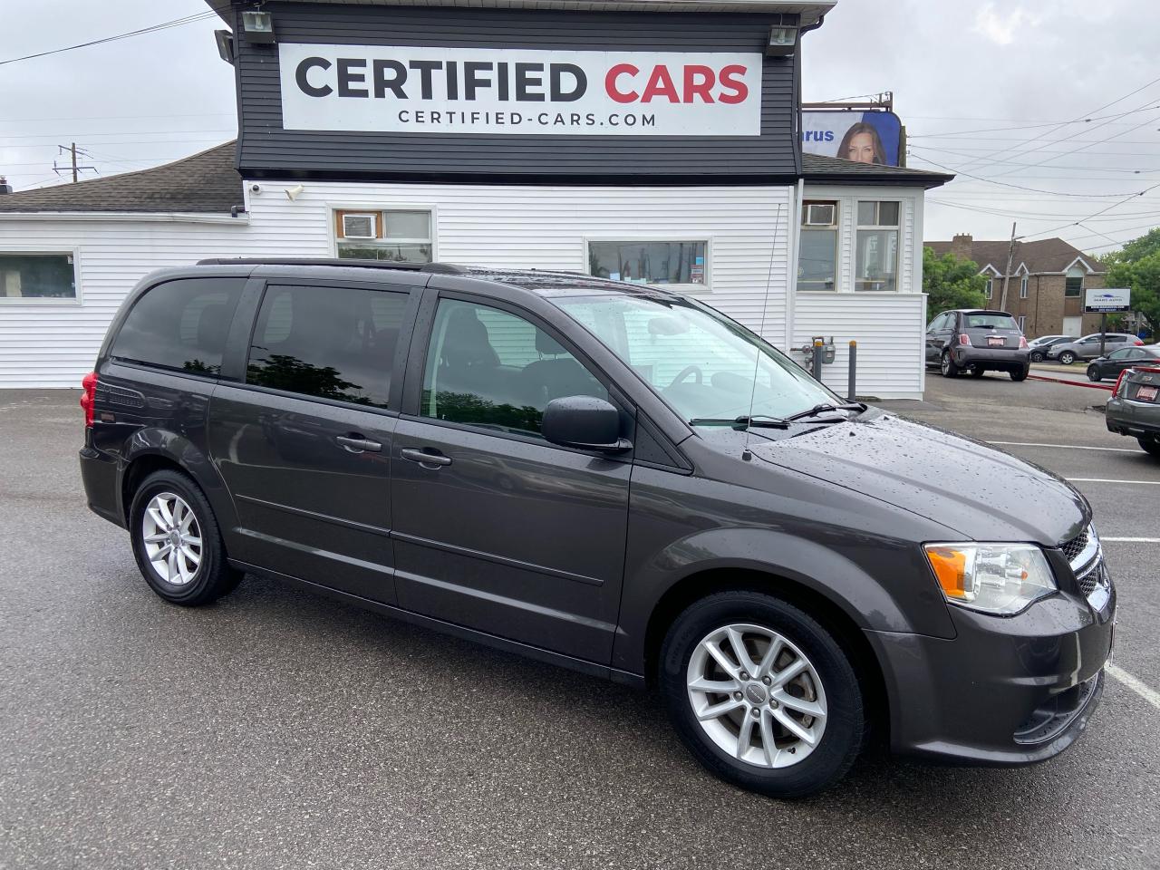 2017 Dodge Grand Caravan SXT ** STOW N GO, BLUETOOTH **