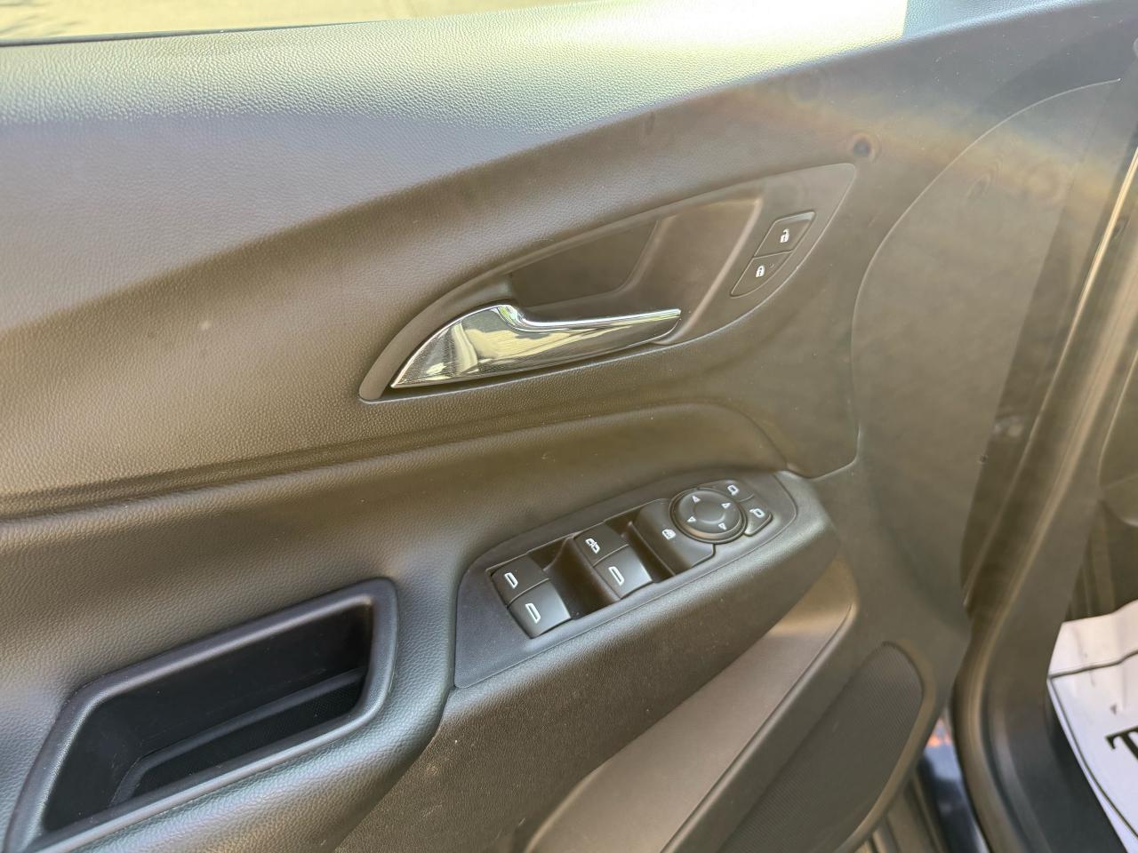 2020 Chevrolet Equinox LT - Photo #7