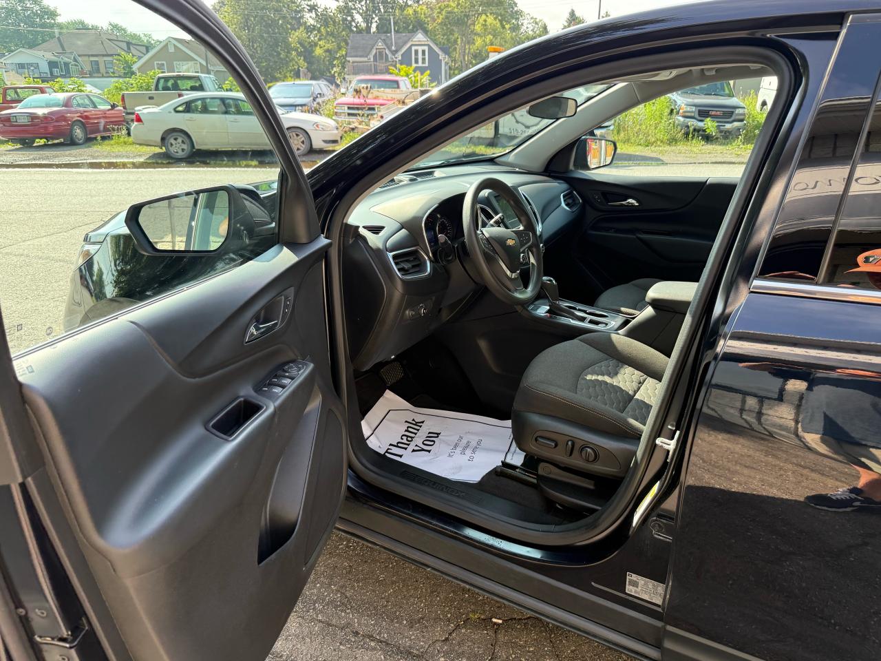 2020 Chevrolet Equinox LT Photo4