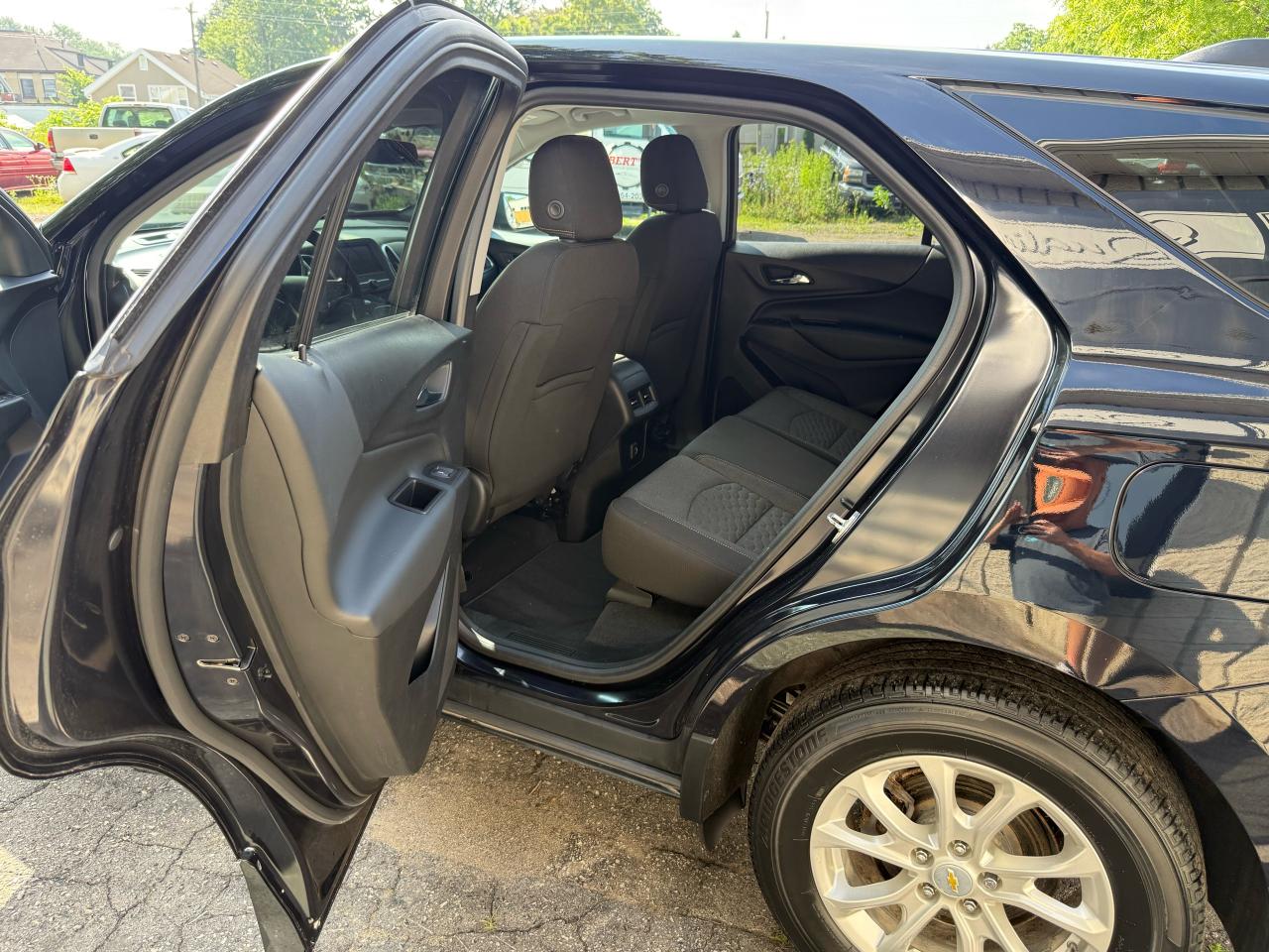 2020 Chevrolet Equinox LT - Photo #8