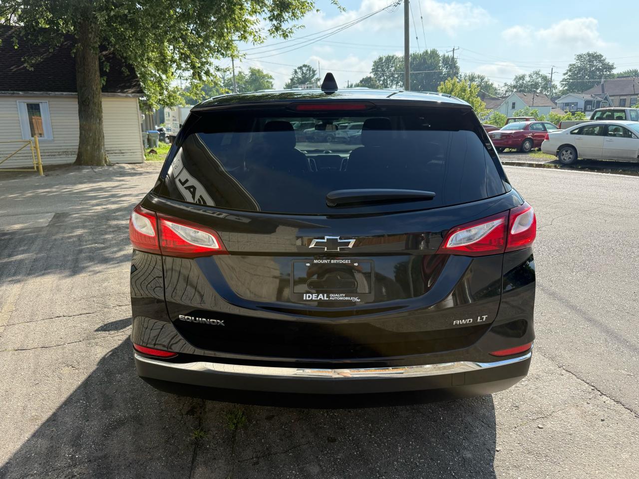 2020 Chevrolet Equinox LT Photo3