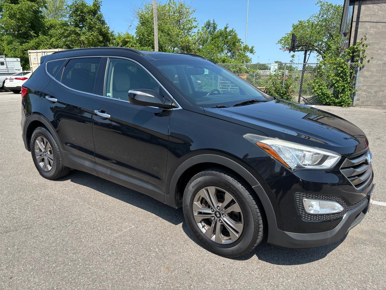 2016 Hyundai Santa Fe Sport Luxury ** AWD, BSM, BACK CAM **