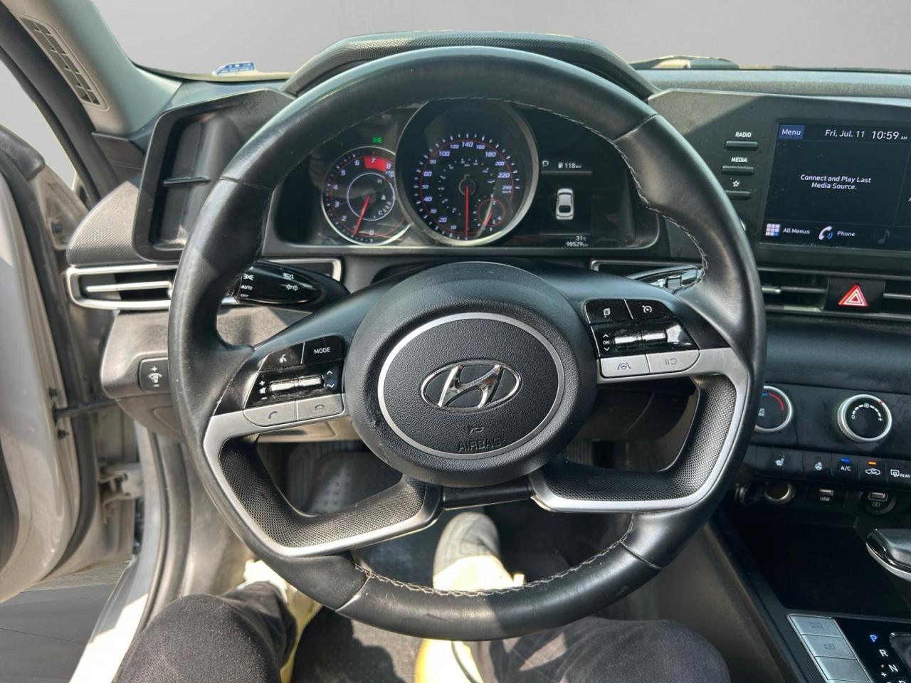 2021 Hyundai Elantra Preferred Photo