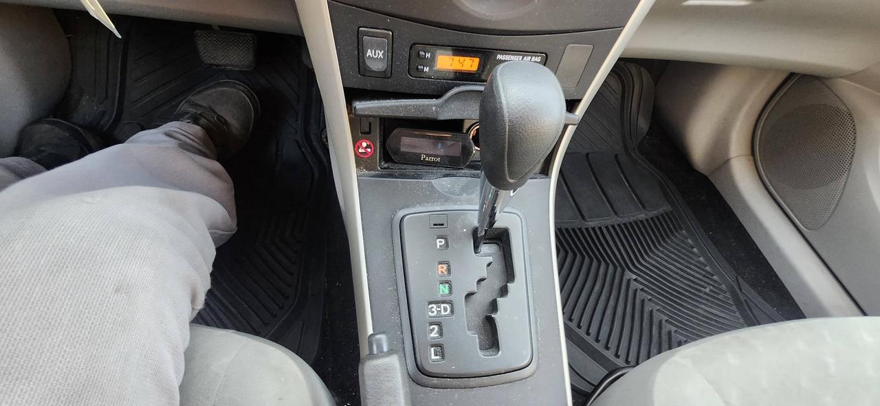 2010 Toyota Corolla 4DR SDN AUTO CE Photo