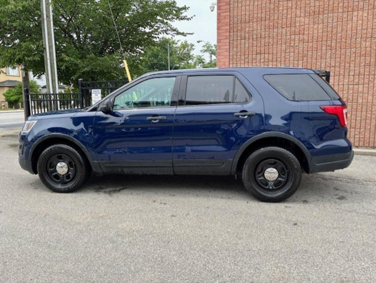 2018 Ford Police Interceptor Utility AWD-BACK UP CAMERA-CENTER CONSOLE-CERTIFIED Photo
