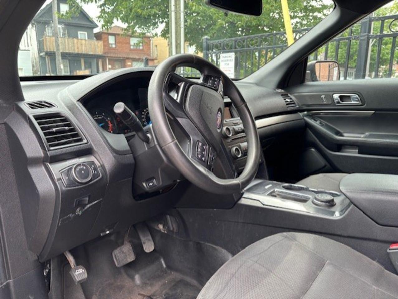 2018 Ford Police Interceptor Utility AWD-BACK UP CAMERA-CENTER CONSOLE-CERTIFIED Photo